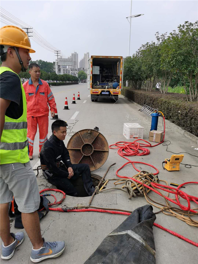 西区翻衬法管道修复技术主要工序
